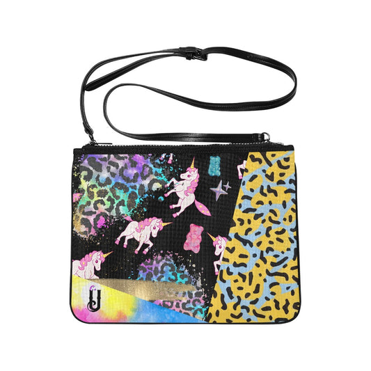 Animals print unicorn clutch bag.